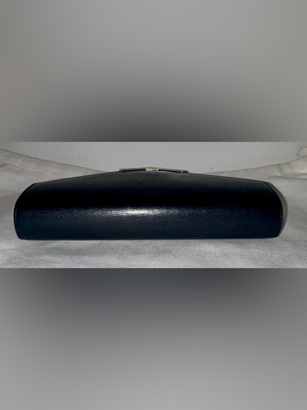 Fendi Black Leather V-Detail Wallet - Picture 3 of 12